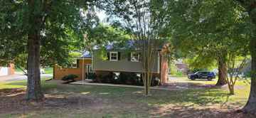 featured image of 1010 Lewisville Clemmons Rd