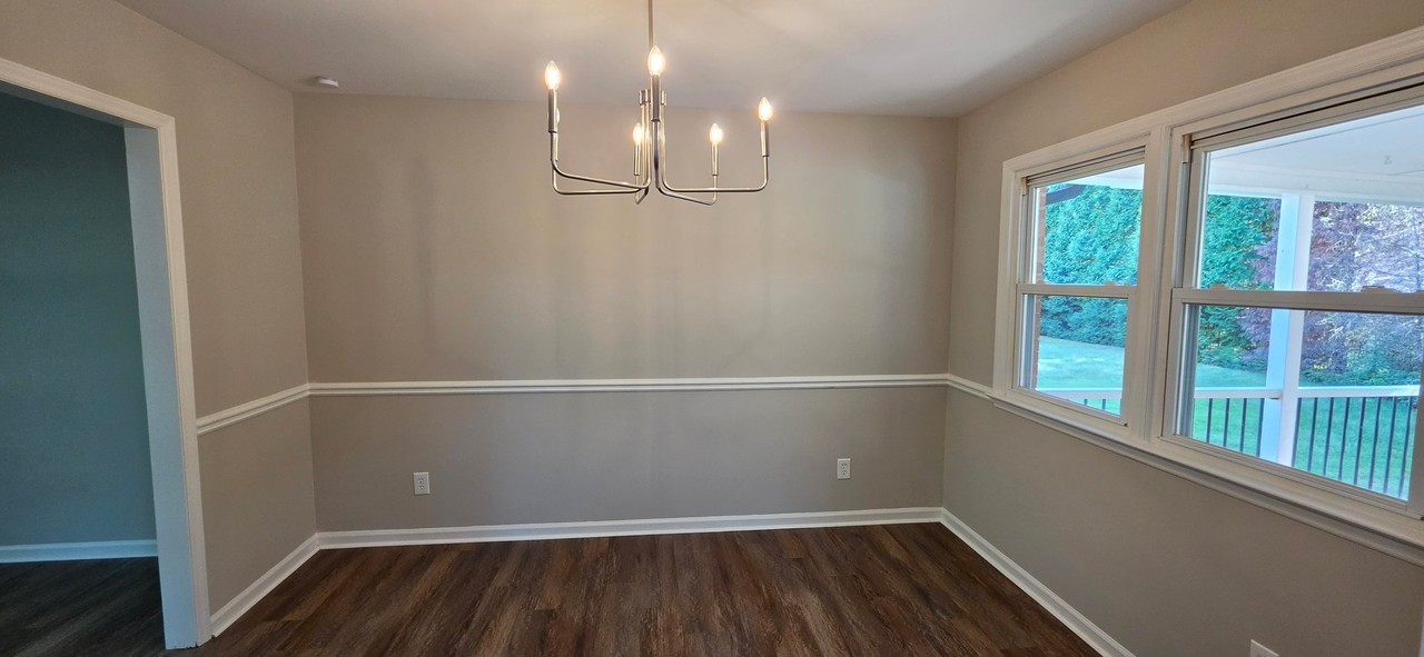 1010 Lewisville Clemmons Rd - Photo 6 of 17