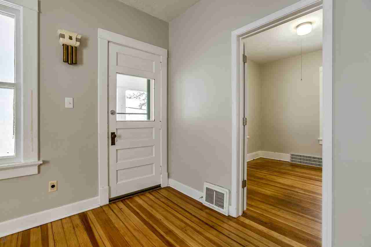 3100 N 35th St - Photo 4 of 24