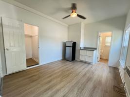 featured image of 464 N Ogden Dr