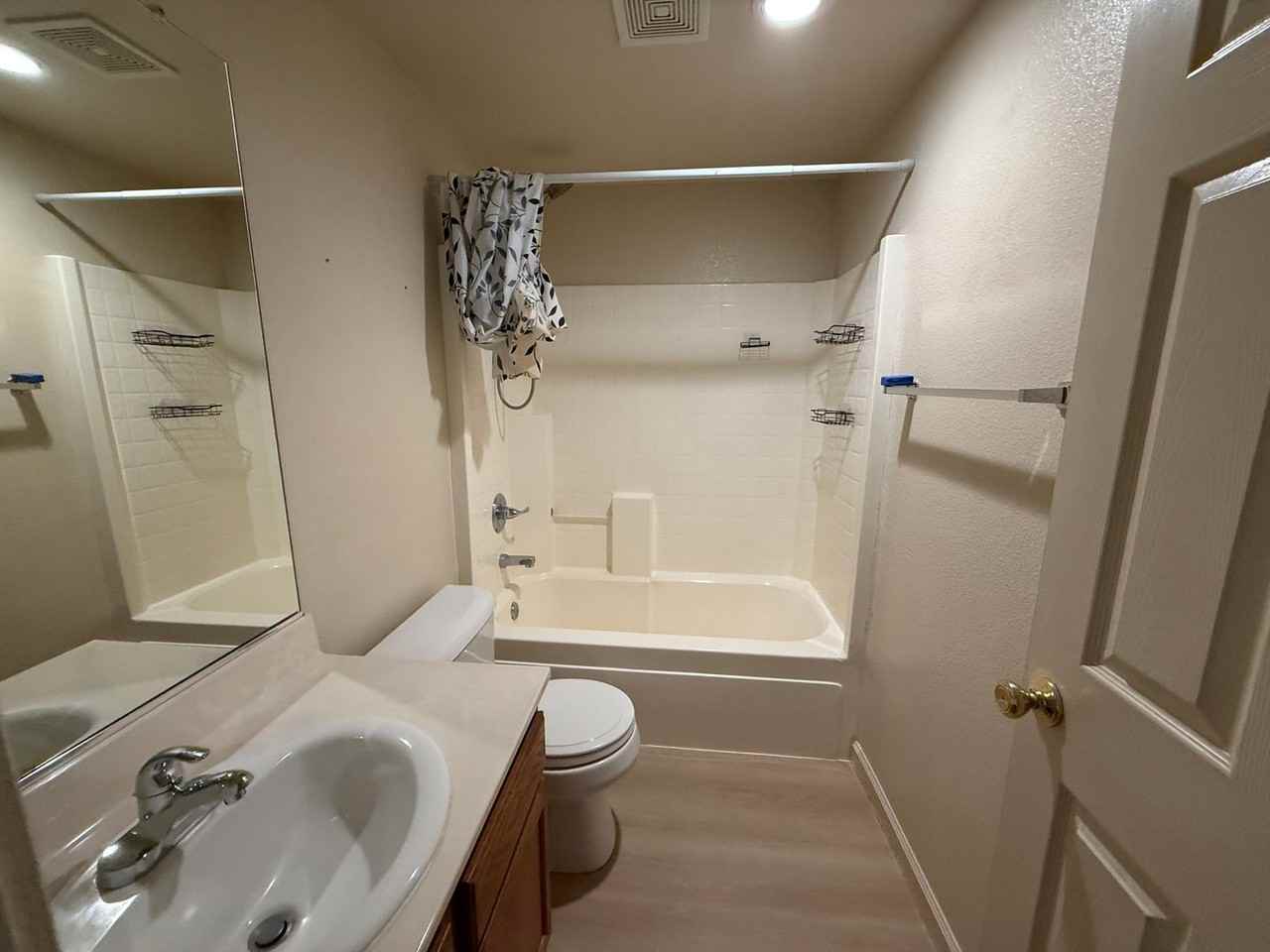 2424 Sandpiper Ln - Photo 5 of 17