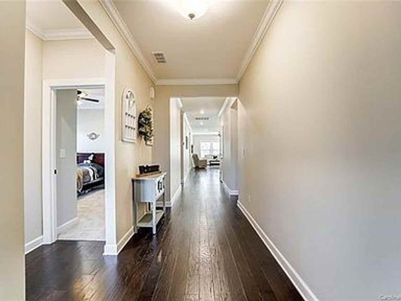 1032 Ellington Downs Way - Photo 4 of 40