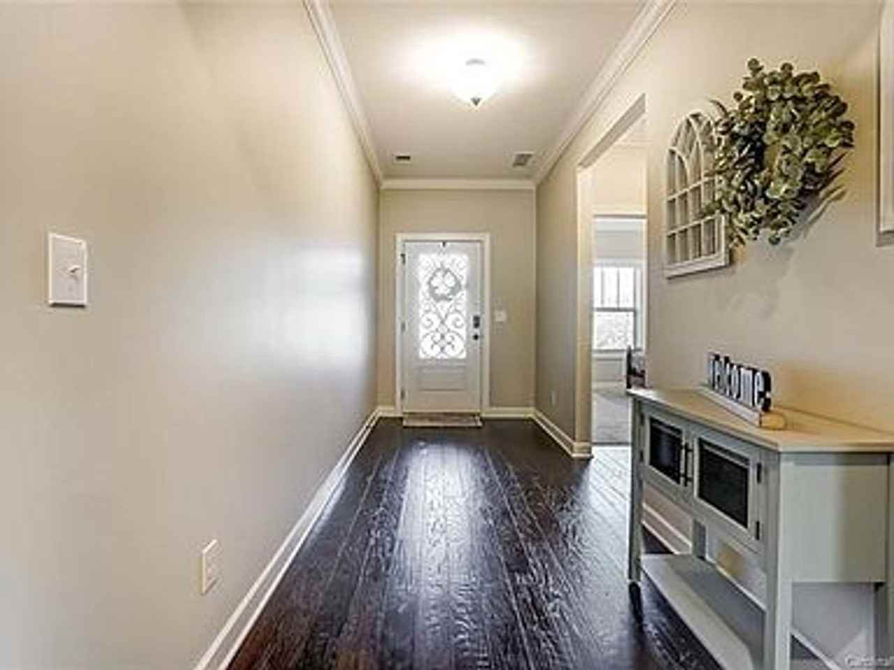 1032 Ellington Downs Way - Photo 5 of 40