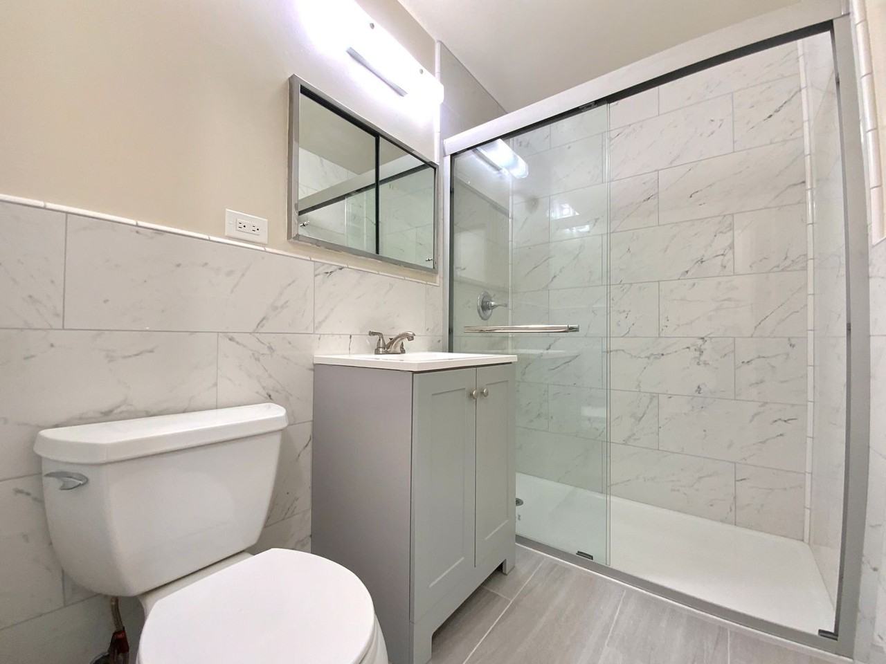 1600 Larkin St - Photo 7 of 25