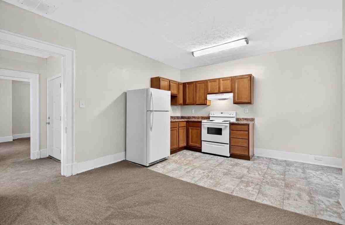 512 High St #3 - Photo 4 of 9