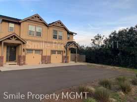 19414 Se River Rd - Photo 1 of 1