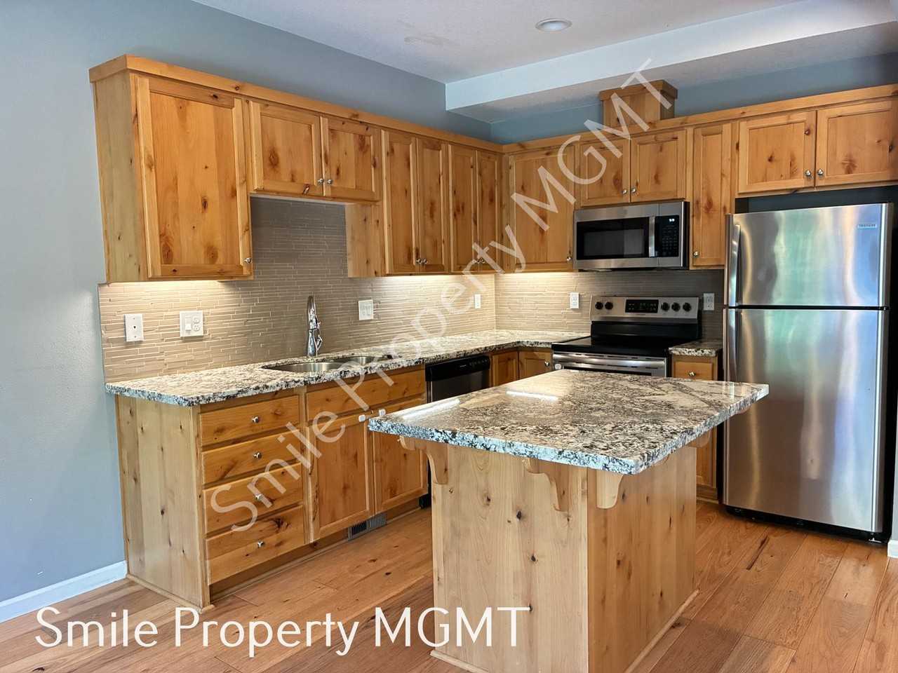 19414 Se River Rd - Photo 4 of 16