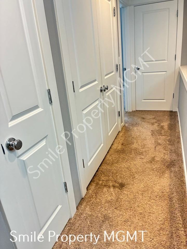 19414 Se River Rd - Photo 6 of 16