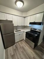 featured image of 4931 Columbus Dr
