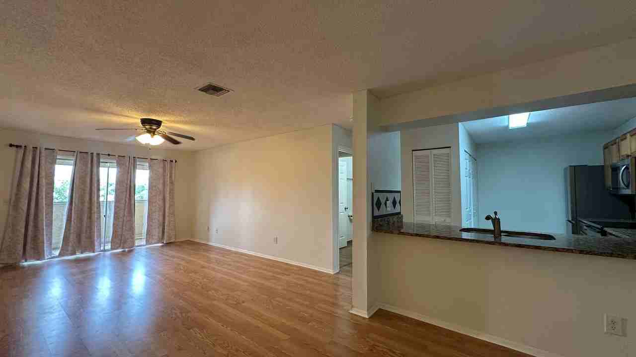 666 Kenwick Cir #203 - Photo 4 of 28