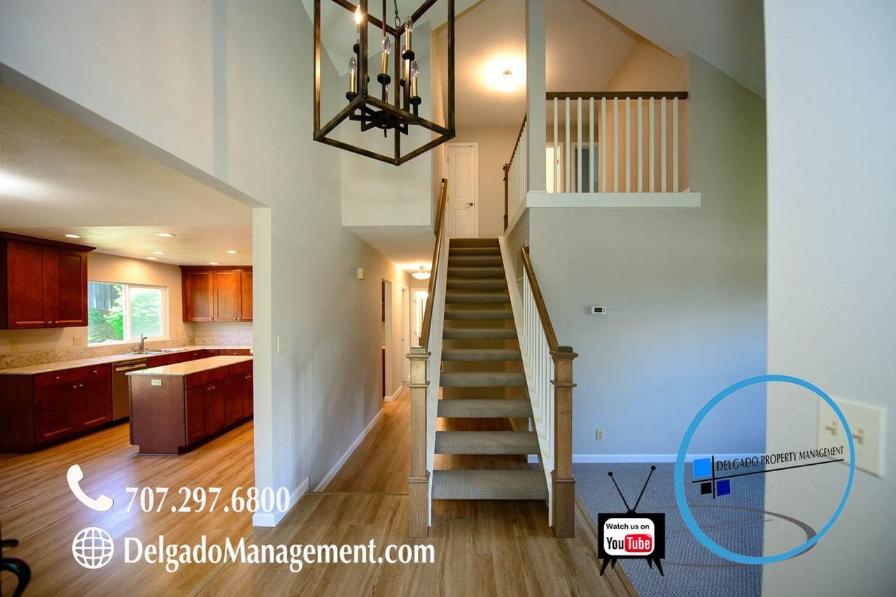 1773 Valerie Ct - Photo 4 of 25