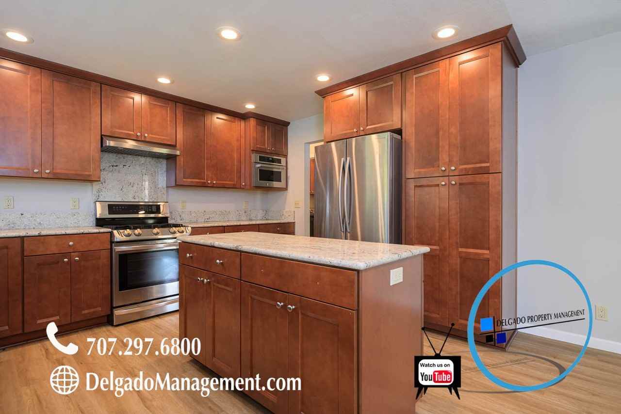 1773 Valerie Ct - Photo 7 of 25