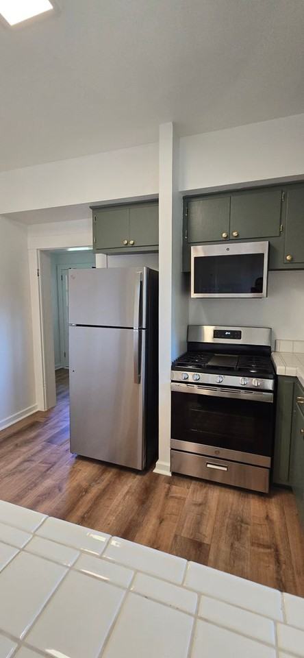 327 Drummond St - Photo 7 of 28
