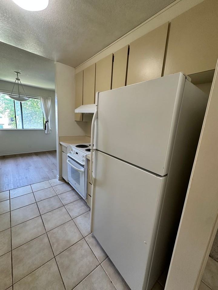 765 San Antonio Rd - Photo 3 of 20