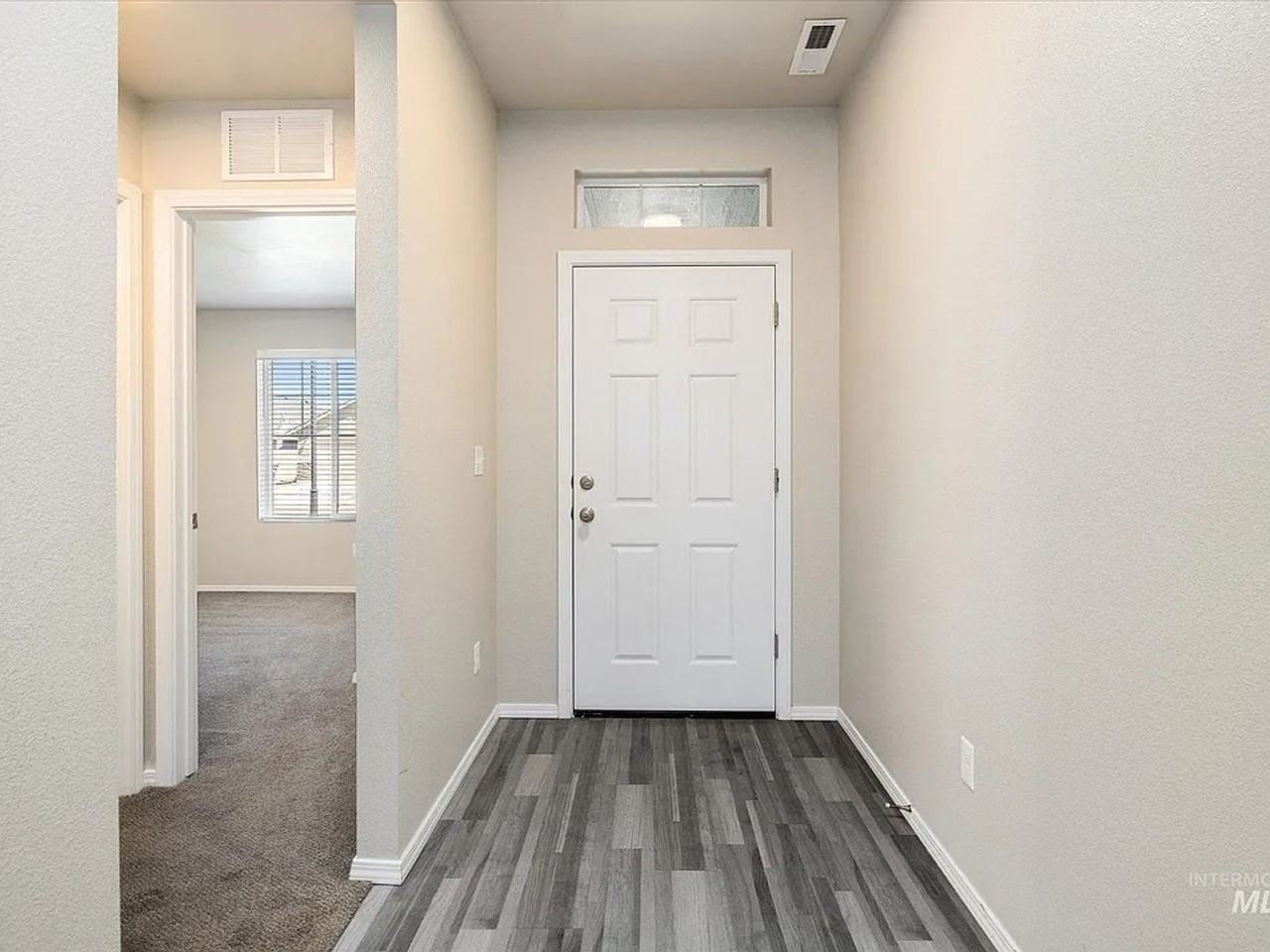 11887 W Box Canyon St - Photo 2 of 19
