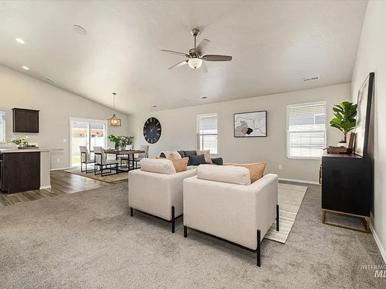 11887 W Box Canyon St - Photo 5 of 19