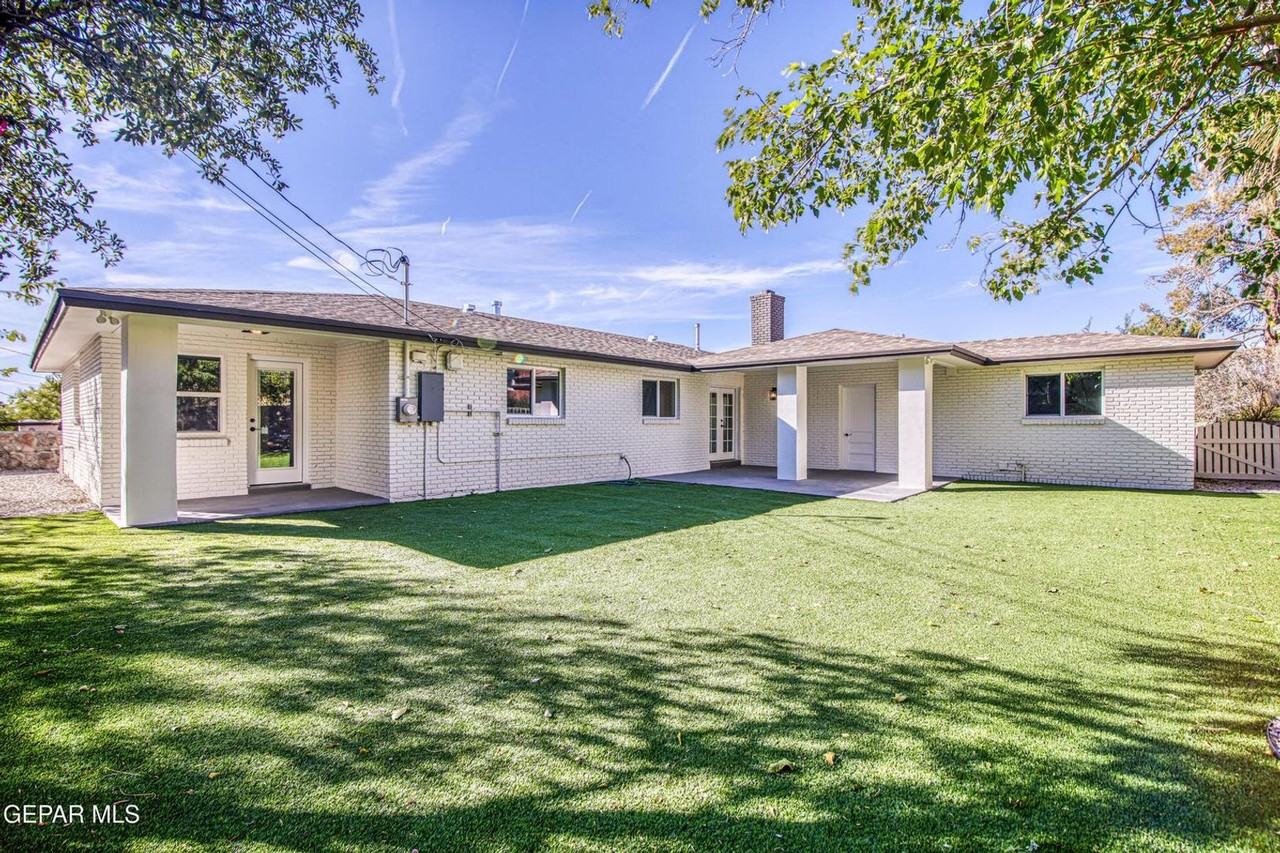 1210 La Cruz Dr - Photo 5 of 50