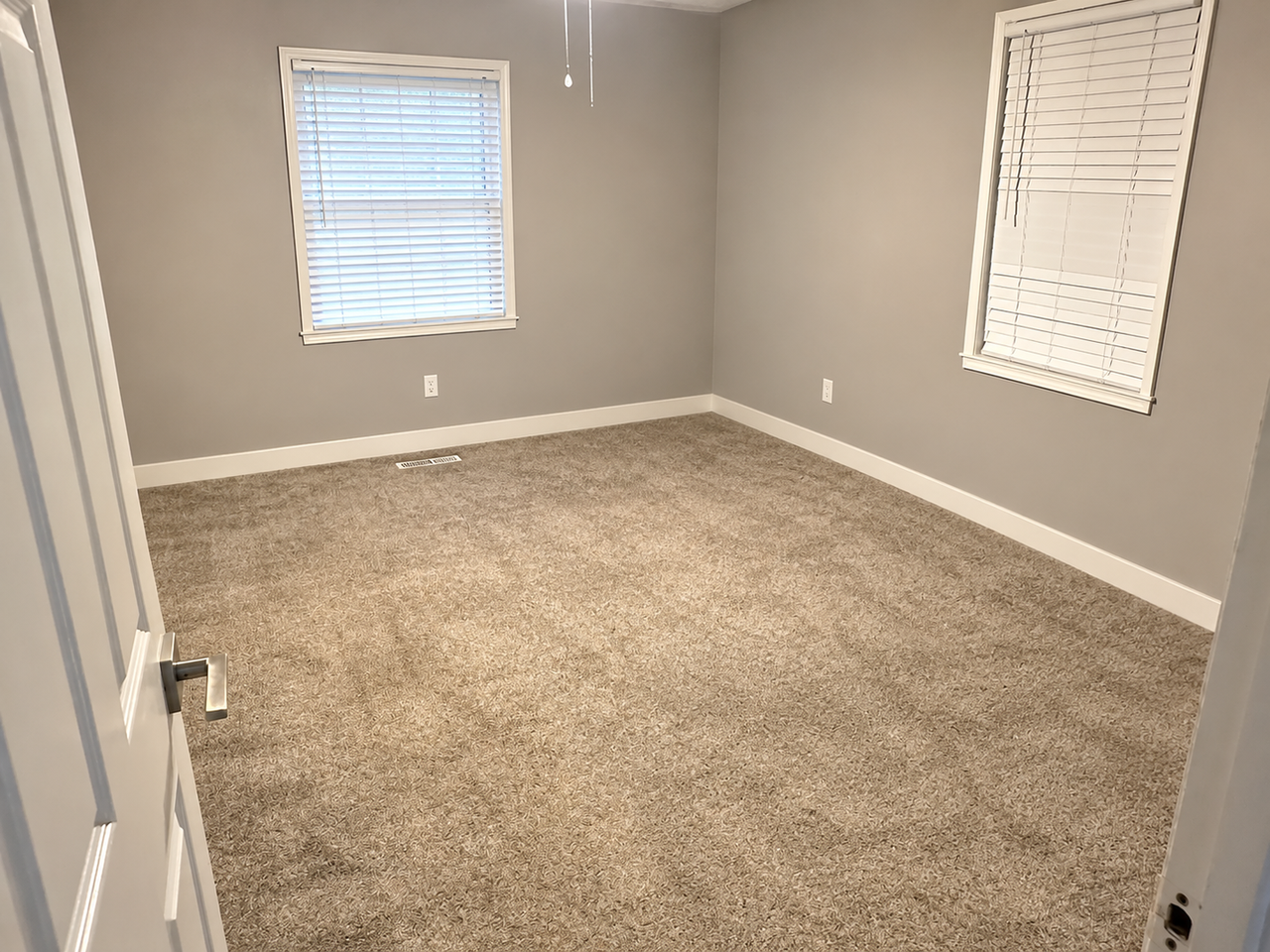 1009 Florence Ave - Photo 7 of 9