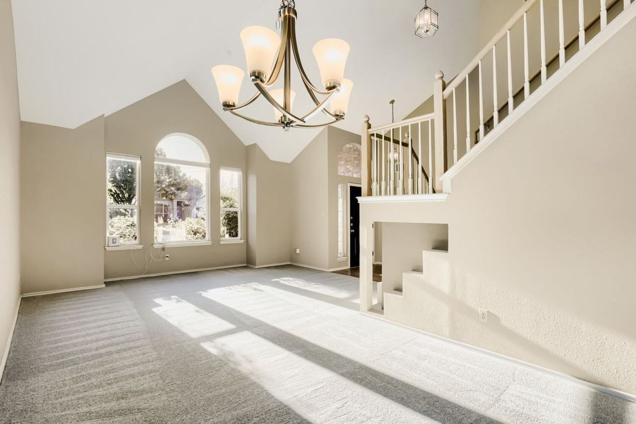 17204 Village Glen Rd - Photo 5 of 18