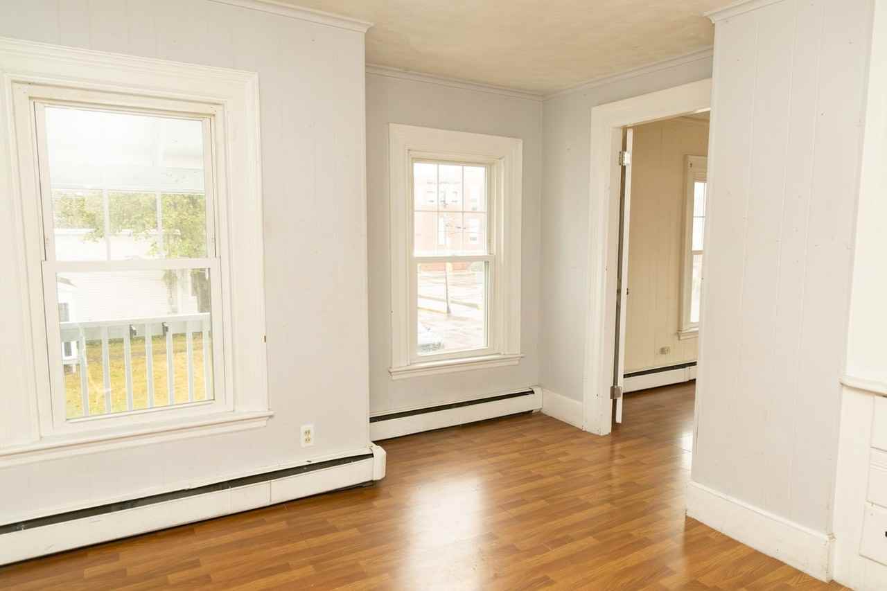 175 Alfred St - Photo 2 of 19