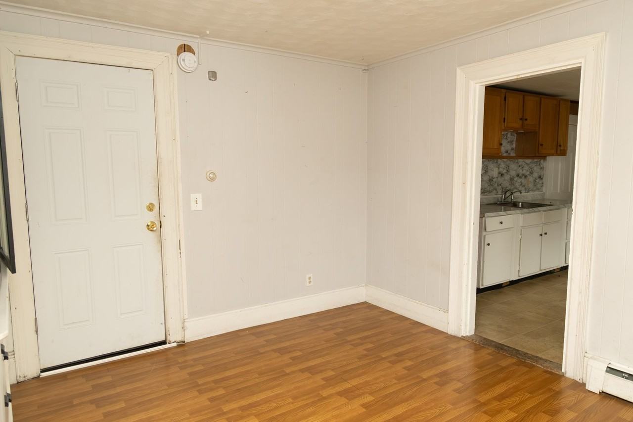 175 Alfred St - Photo 6 of 19