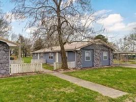 featured image of 115 Rader St #1