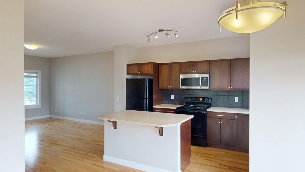 75 Royal Oak Dr Nw - Photo 3 of 15