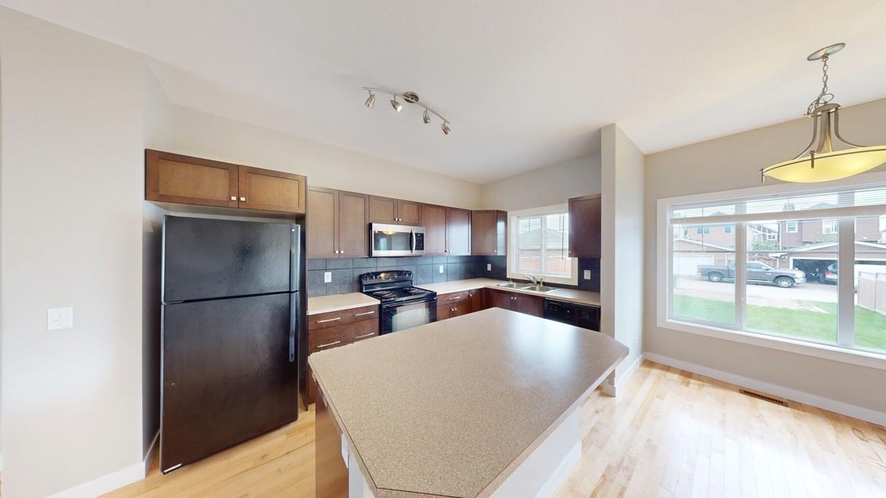 75 Royal Oak Dr Nw - Photo 4 of 15