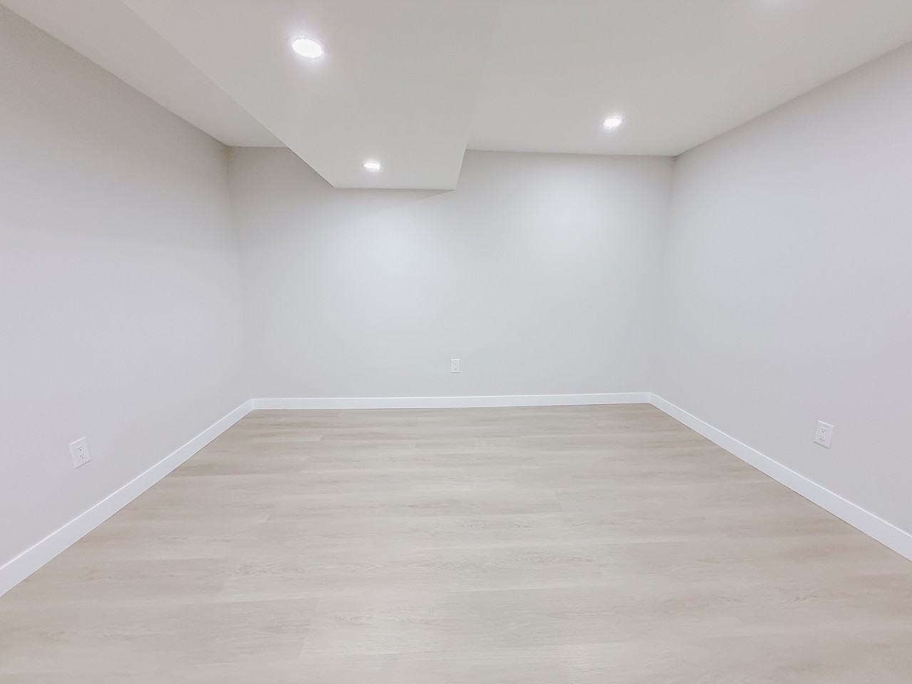 612 56 Ave Sw - Photo 5 of 16