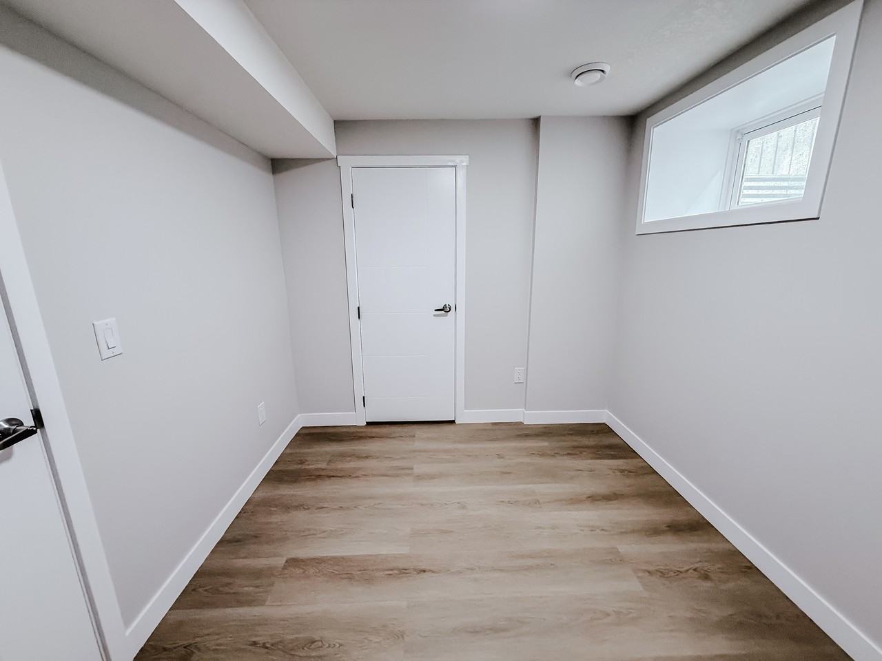 612 56 Ave Sw - Photo 7 of 16