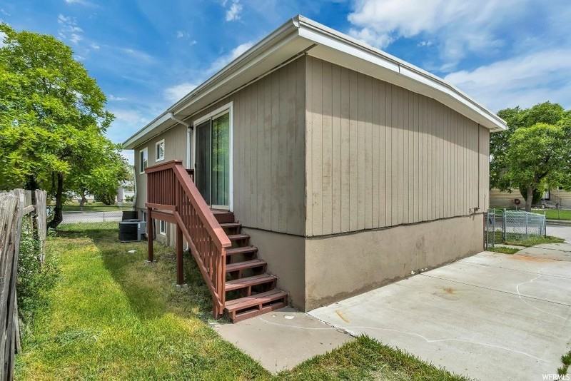 291 N Gemini Dr - Photo 2 of 12