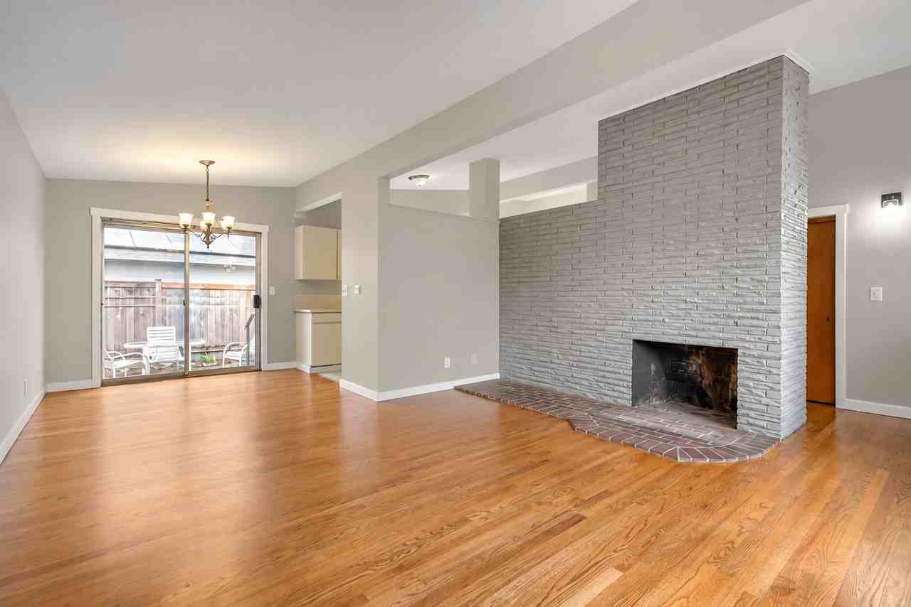 5207 216th St Sw - Photo 2 of 12