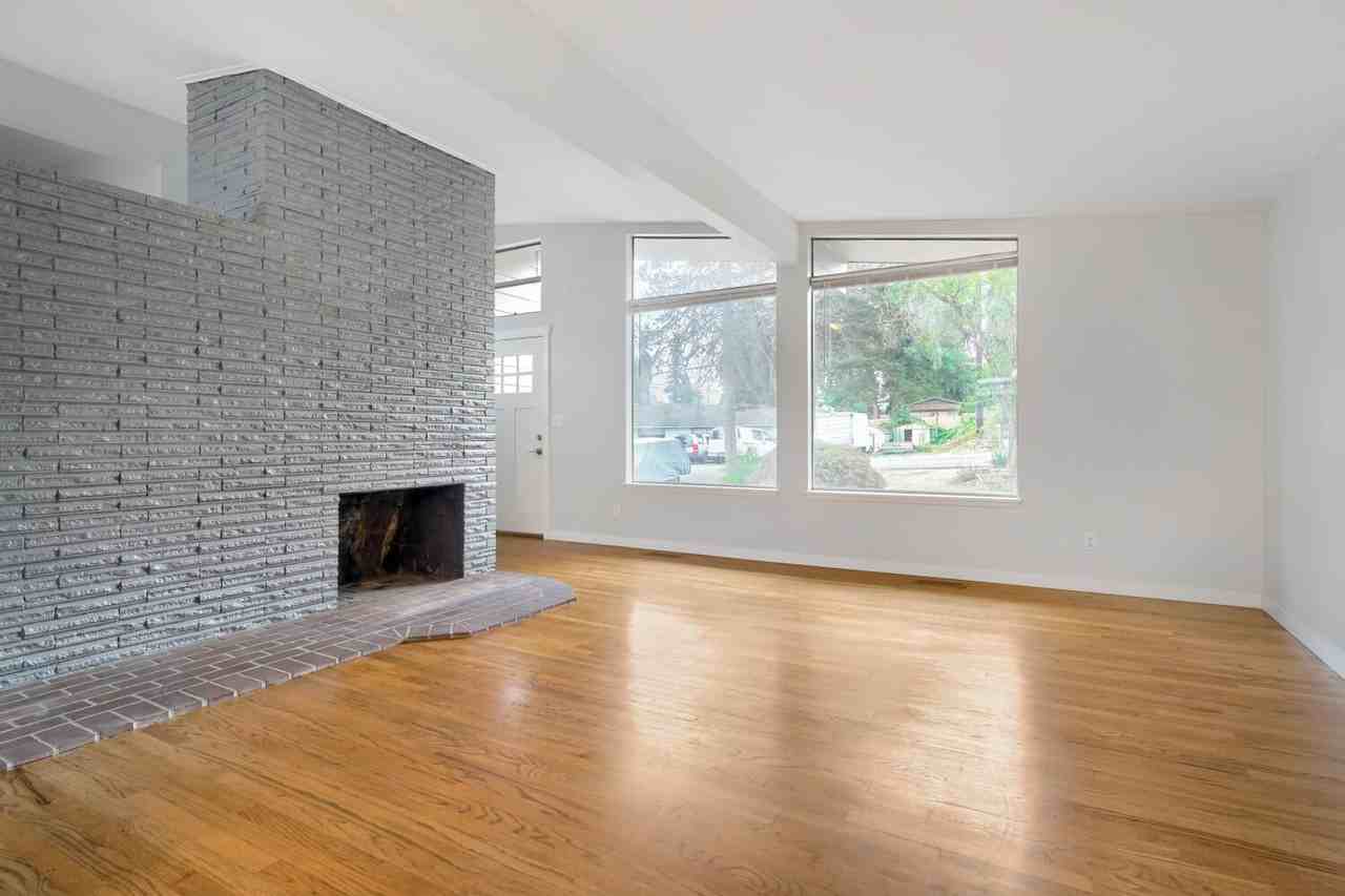 5207 216th St Sw - Photo 3 of 12
