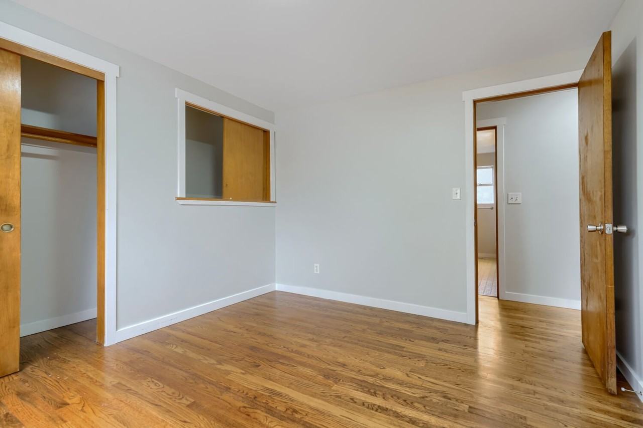 5207 216th St Sw - Photo 7 of 12