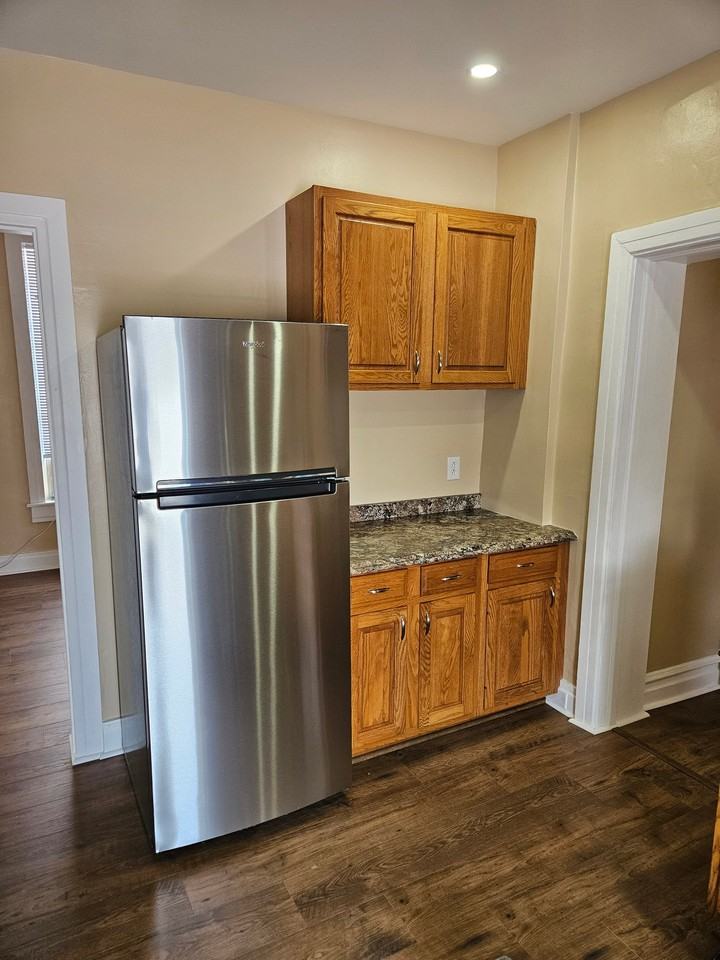 145 W Main St #2 - Photo 2 of 11