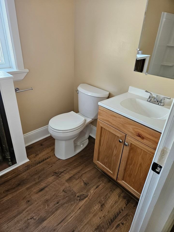 145 W Main St #2 - Photo 4 of 11