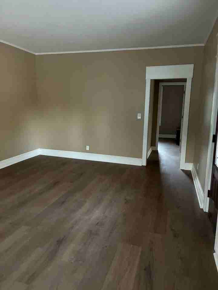 2114 Airline Dr - Photo 7 of 10