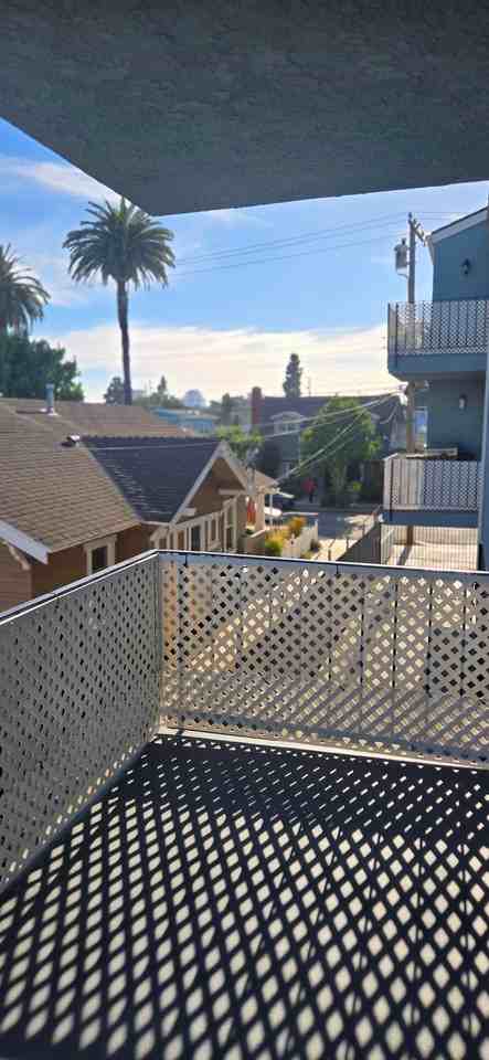 580 Nebraska Ave #3 - Photo 7 of 12