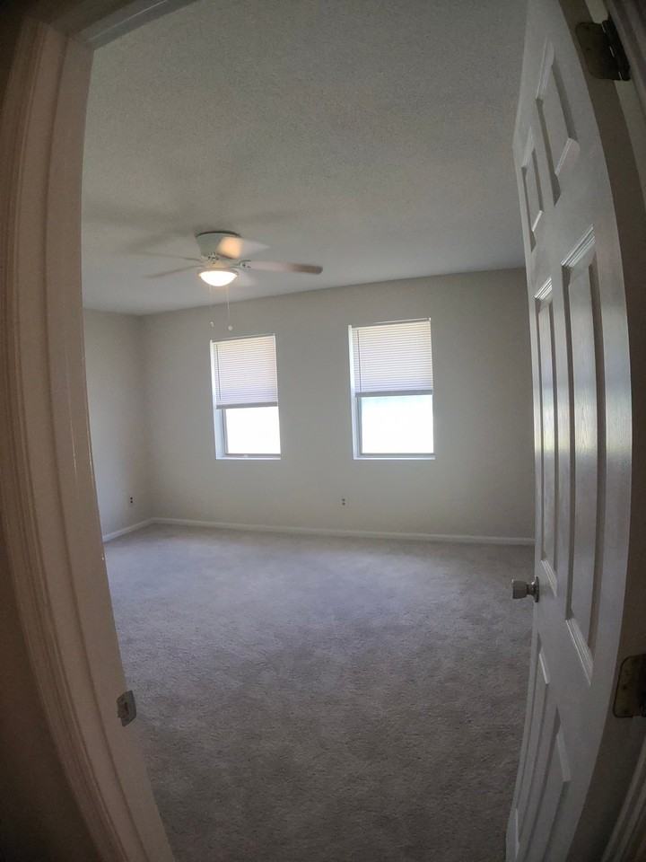 130 Pointe South Dr - Photo 6 of 12