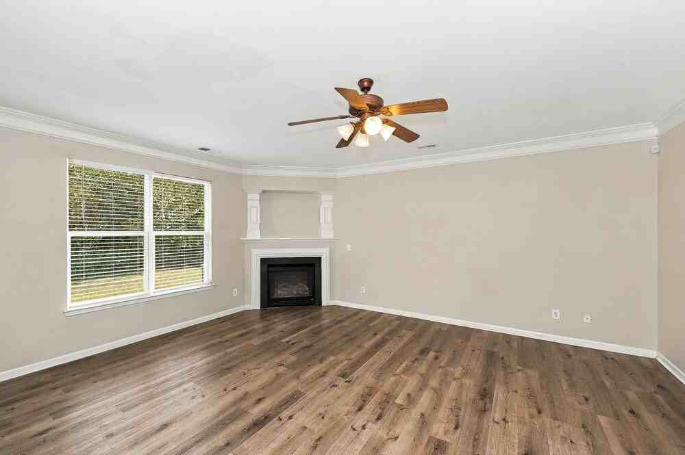 4002 Chimney Wood Trl - Photo 5 of 17