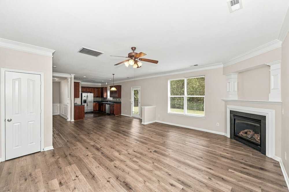 4002 Chimney Wood Trl - Photo 6 of 17