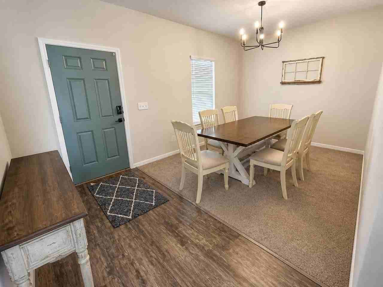 1021 Margot Ln - Photo 6 of 17