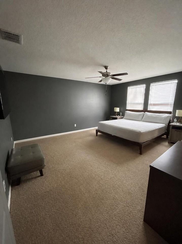 1021 Margot Ln - Photo 7 of 17