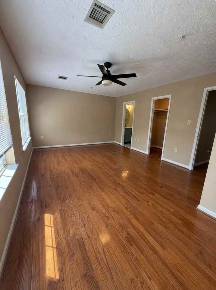 9020 Lake Largo Dr - Photo 6 of 11