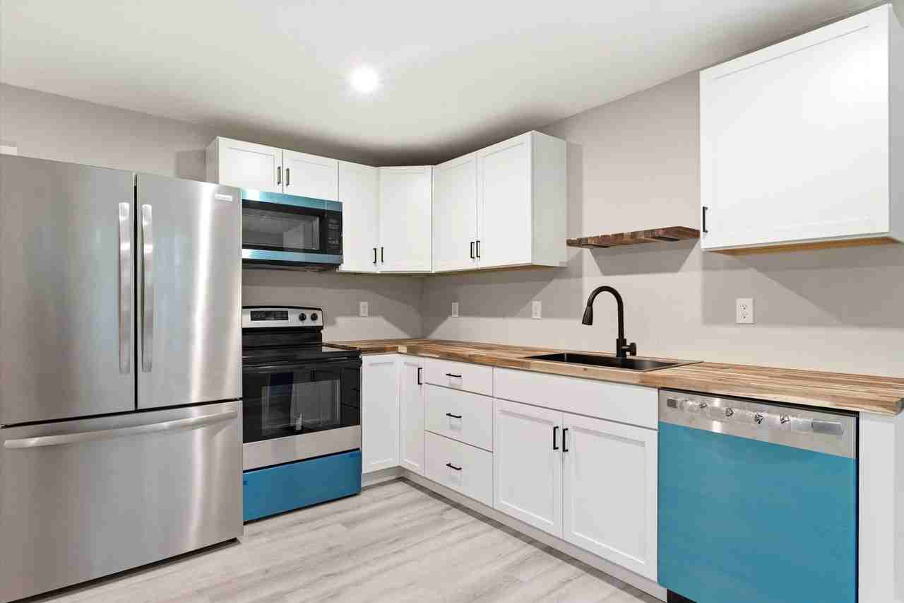 182 Buck St #A - Photo 5 of 15