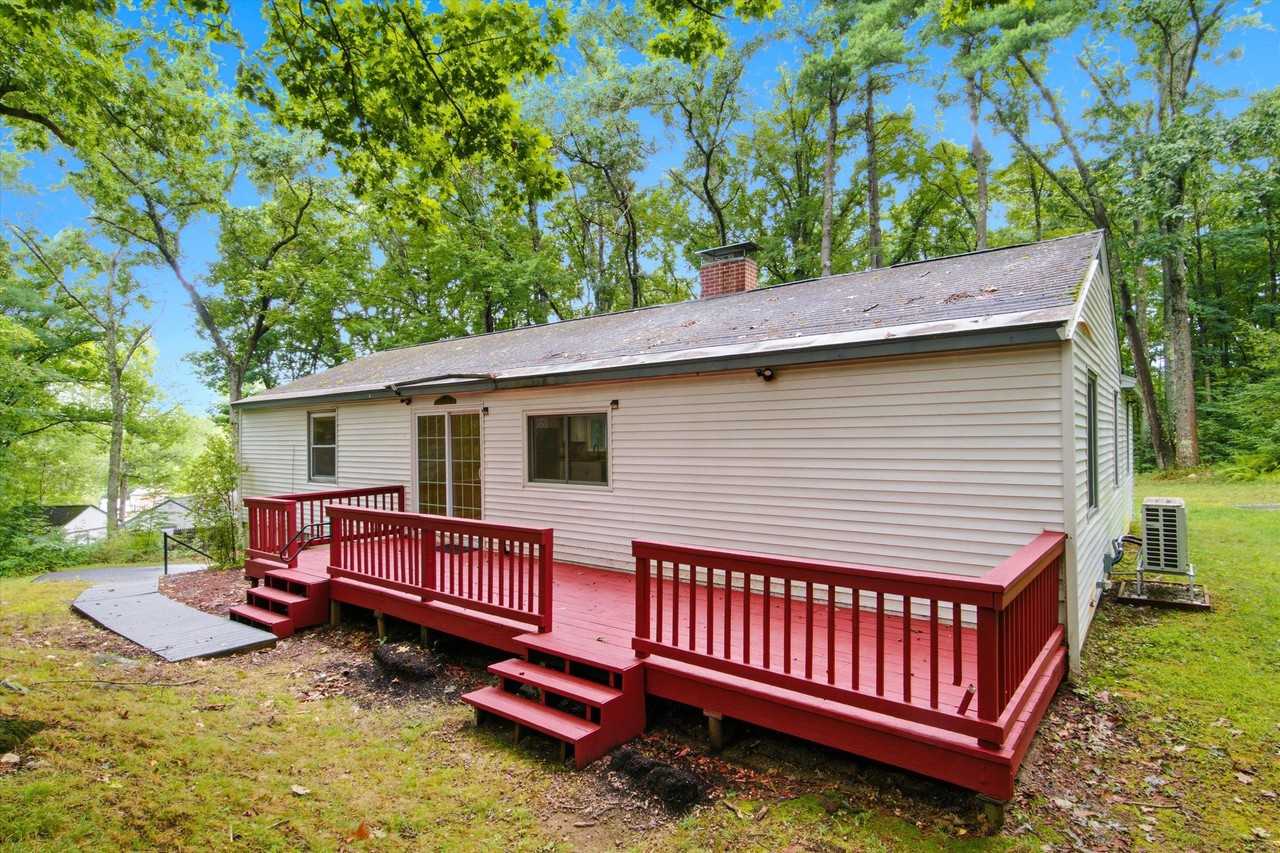 182 Buck St #B - Photo 2 of 16