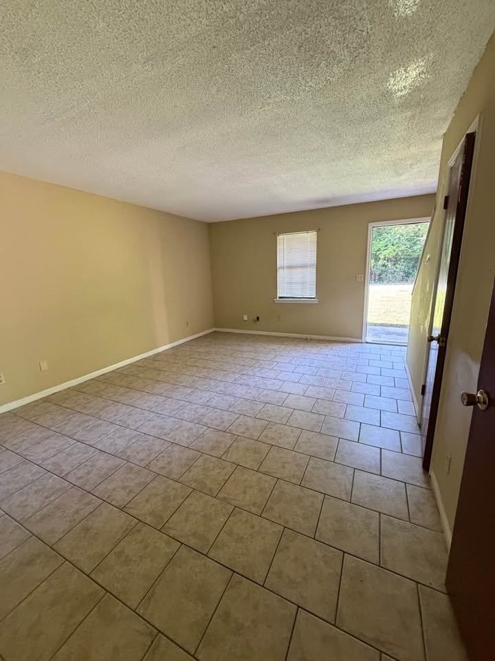601 16th Ave #A - Photo 5 of 13
