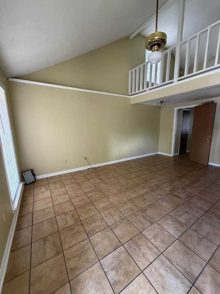 2307 N Davis St #G - Photo 5 of 12