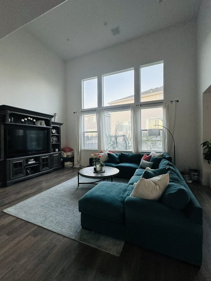 15455 South Revolutionary Way Bluffdale Ut - Photo 2 of 12