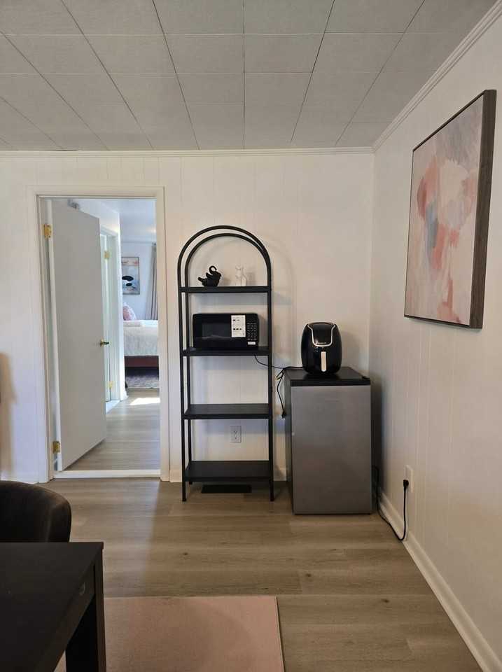 1422 Millbro Cir #B - Photo 4 of 10